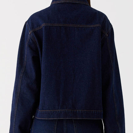 022ebef1-291d-4a14-9d5d-a411357be15d-Max