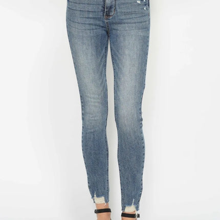 0395e25f-7c4f-43c9-a98a-892de36917a1-Max