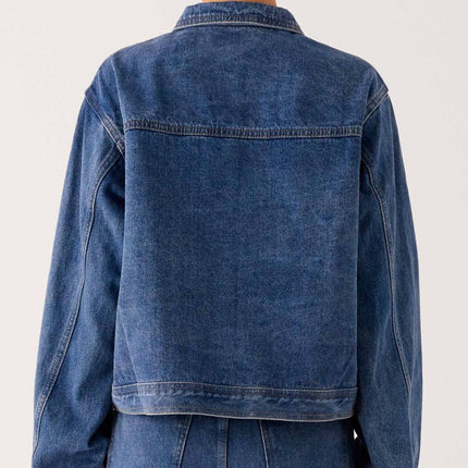 03d4c0b3-3ad9-4b4c-b12f-c34dd9a13b9a-Max