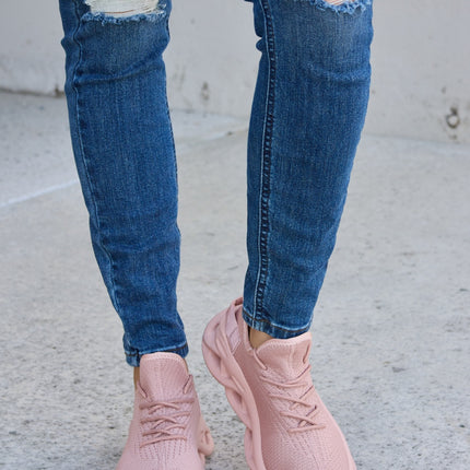 Forever Link Mesh Breathable Platform Athletic Shoes