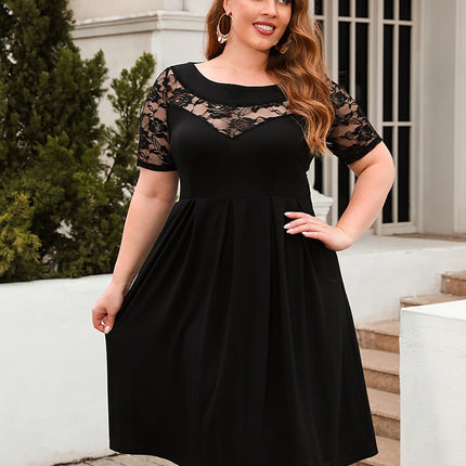 Plus Size Ruched Round Neck Short Sleeve Dress