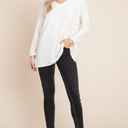 BOMBOM Checkered Long Sleeve V-Neck T-Shirt