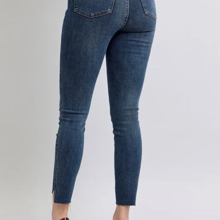 312531c56ab64a0b87ef9f4301951683-Max-Origin