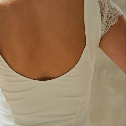 Lace Detail V-Neck Cap Sleeve Top