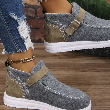 Contrast Round Toe Buckle Sneakers