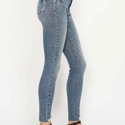 4b1b26d8-84e5-4255-9ed9-1de1e9b56b3b-Max