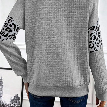 Leopard Round Neck Long Sleeve Sweatshirt