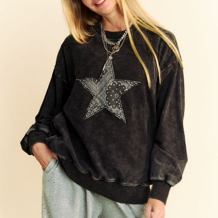 Davi & Dani Stud Star Patch Acid Washed Sweatshirt