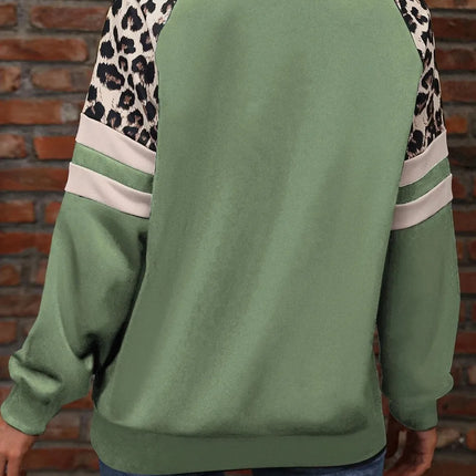 Leopard Round Neck Long Sleeve Sweatshirt