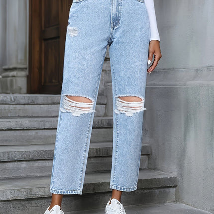 Distressed High Rise Jeans with Pockets