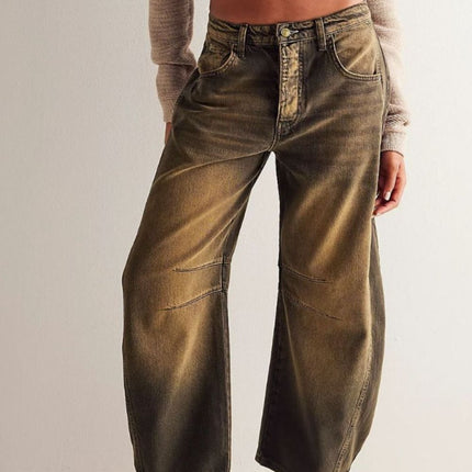 Wide Leg Jeans with Pockets