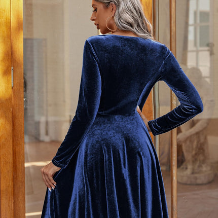 Round Neck Long Sleeve Knee Length Dress