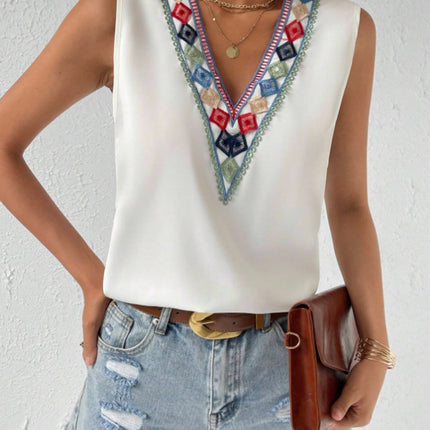 Contrast Geometric V-Neck Tank