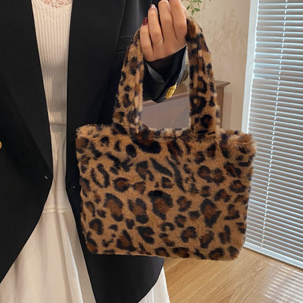 Leopard Fluff Handbag with Zip