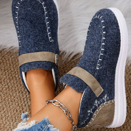 Contrast Round Toe Buckle Sneakers