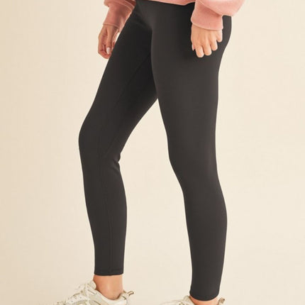 Yelete Full Size Fleece Lined High Waisted Leggings