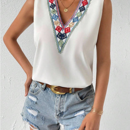 Contrast Geometric V-Neck Tank