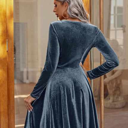 Round Neck Long Sleeve Knee Length Dress