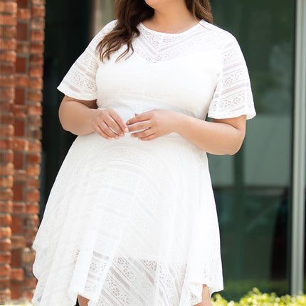 Plus Size Round Neck Short Sleeve Lace Trim Dress