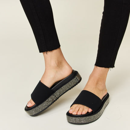 Forever Link Open Toe Rhinestone Platform Sandals