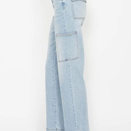 7d5a46cc-ac93-47d6-8561-3b6519f9567c-Max