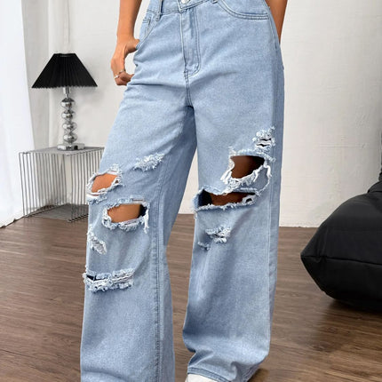 Distressed Wide Leg Jeans with Pockets