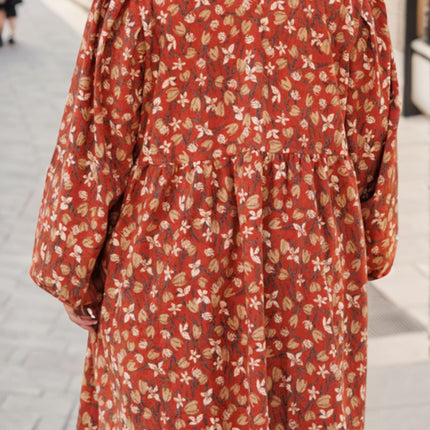 Plus Size Floral Round Neck Dress