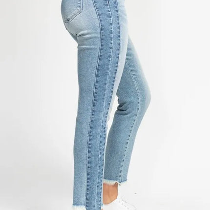 9abf1ed402f145a9ab2e21f72e2fa873-Max-Origin