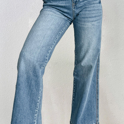 Straight Jeans with Pockets