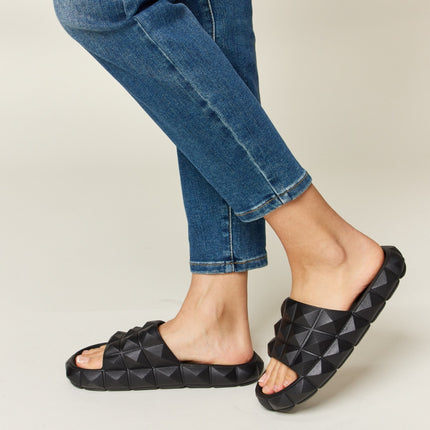 WILD DIVA Pyramid Stud Toe Band Footbed Sandals