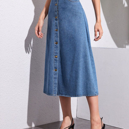 Buttoned Midi Denim Skirt with Pockets