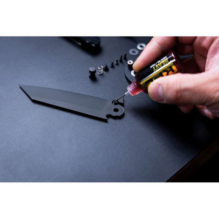 Heavy Knife Oil