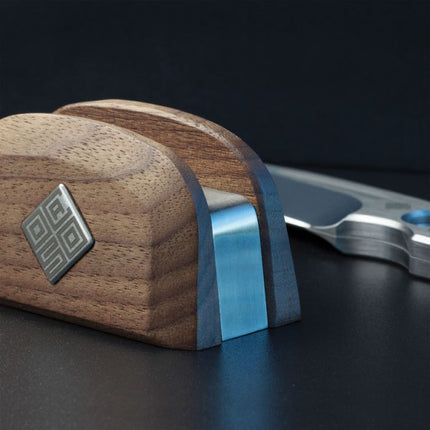 Duo Desk Knife Spear