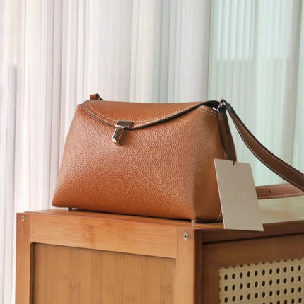 Swedish niche Toteme ladies lychee grain cowhide T-lock buckle simple commuting large-capacity shoulder Messenger bag clutch