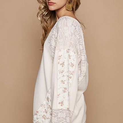 POL Lace Floral Round Neck Knit Top