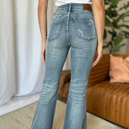 b8d0feee-2ab4-486a-aa24-845a9b97d9e4-Max