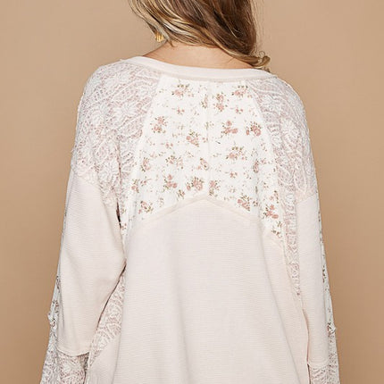 POL Lace Floral Round Neck Knit Top