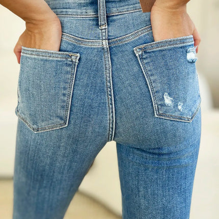 c225f2bc-2b17-407a-ad7f-8d240bd528df-Max