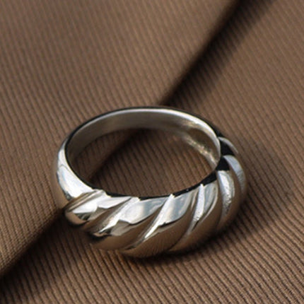 Ribbed Titanium Steel Ring