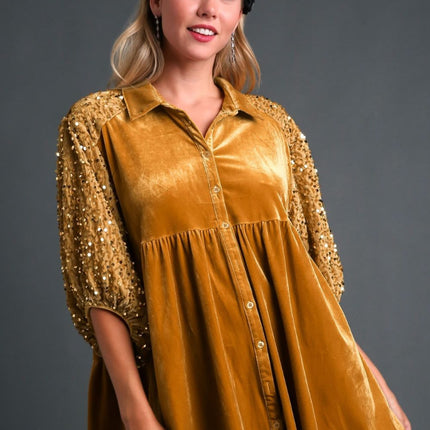 Umgee Sequin Detail Tiered Back Half Sleeve Shirt