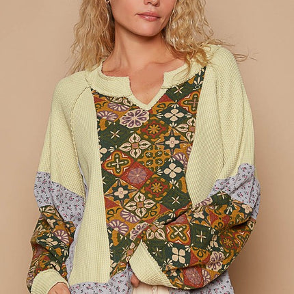 POL Exposed Seam Printed Notched Raglan Sleeve Knit Top