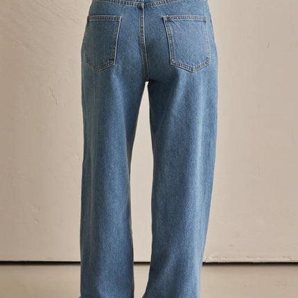 Contrast Straight Leg Jeans with Pockets