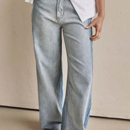 Contrast Straight Leg Jeans with Pockets