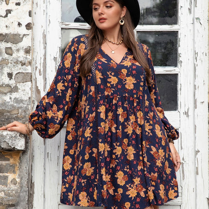 Plus Size Floral V-Neck Balloon Sleeve Dress