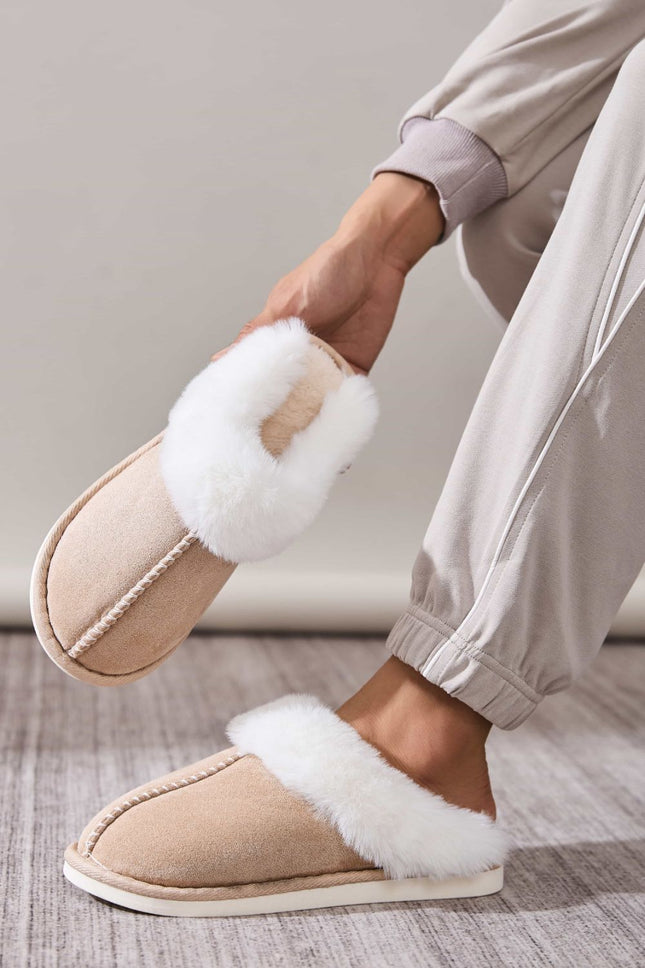 Faux Fur Round Toe Slippers