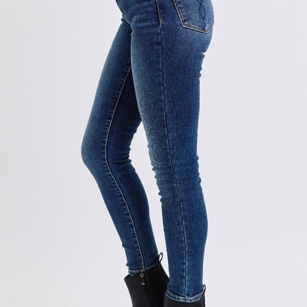 Judy Blue Full Size Mid-Rise Waist Skinny Jeans with Pockets