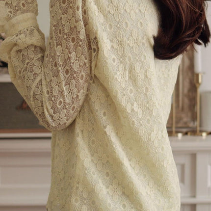 Lace Detail V-Neck Long Sleeve Blouse