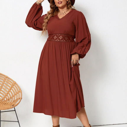 Plus Size Lace Detail V-Neck Balloon Sleeve Dress