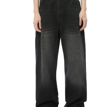 ec26b835-30da-4c27-a8f4-7a28c5810554-Max