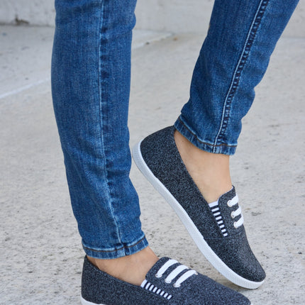 Forever Link Round Toe Slip-On Flat Sneakers